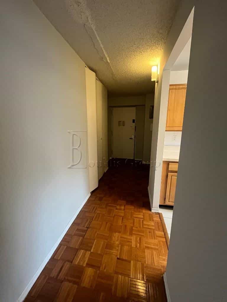 32-8 Union Street #4A, Queens, NY 11354 2