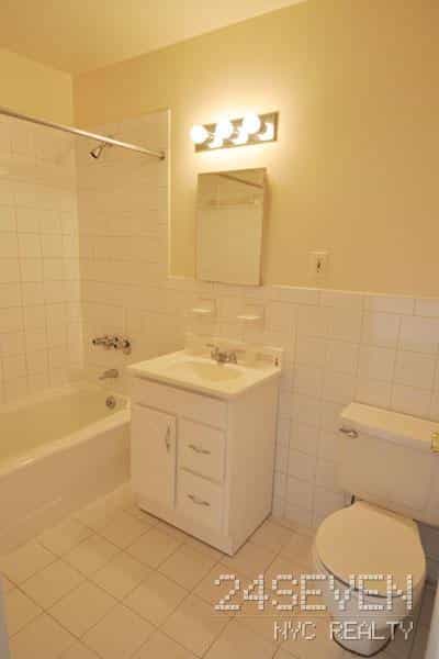 251 West 92 Street #5A2, Manhattan, NY 10025 4