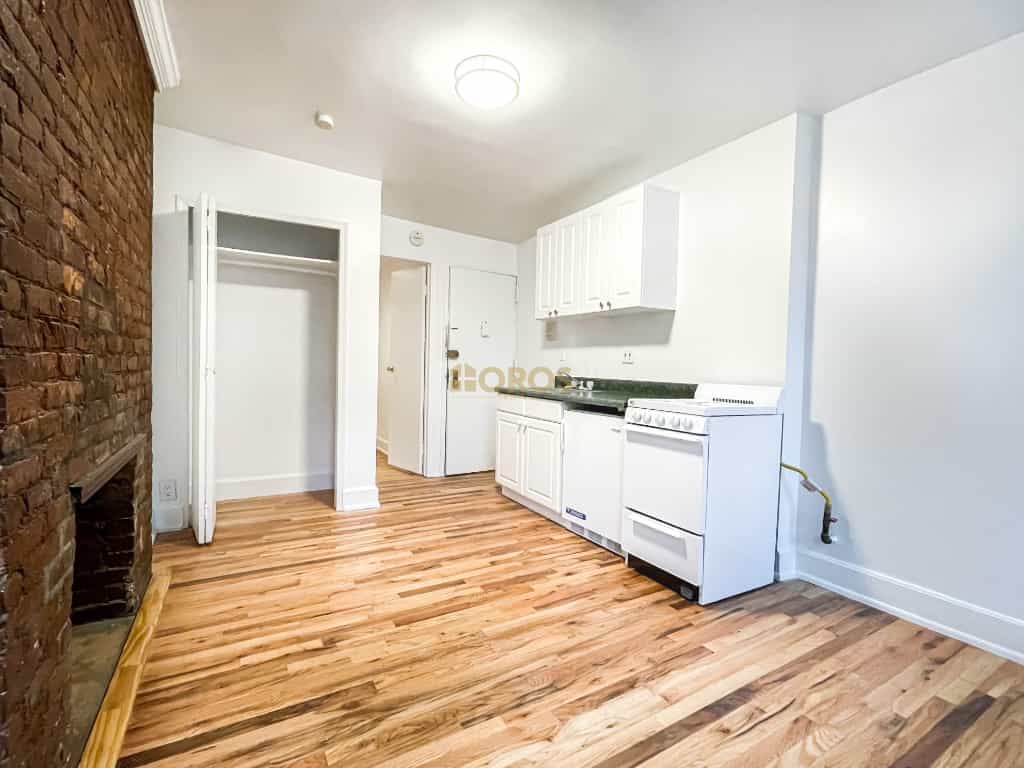 236 East 7 Street #4B, Manhattan, NY 10009 3