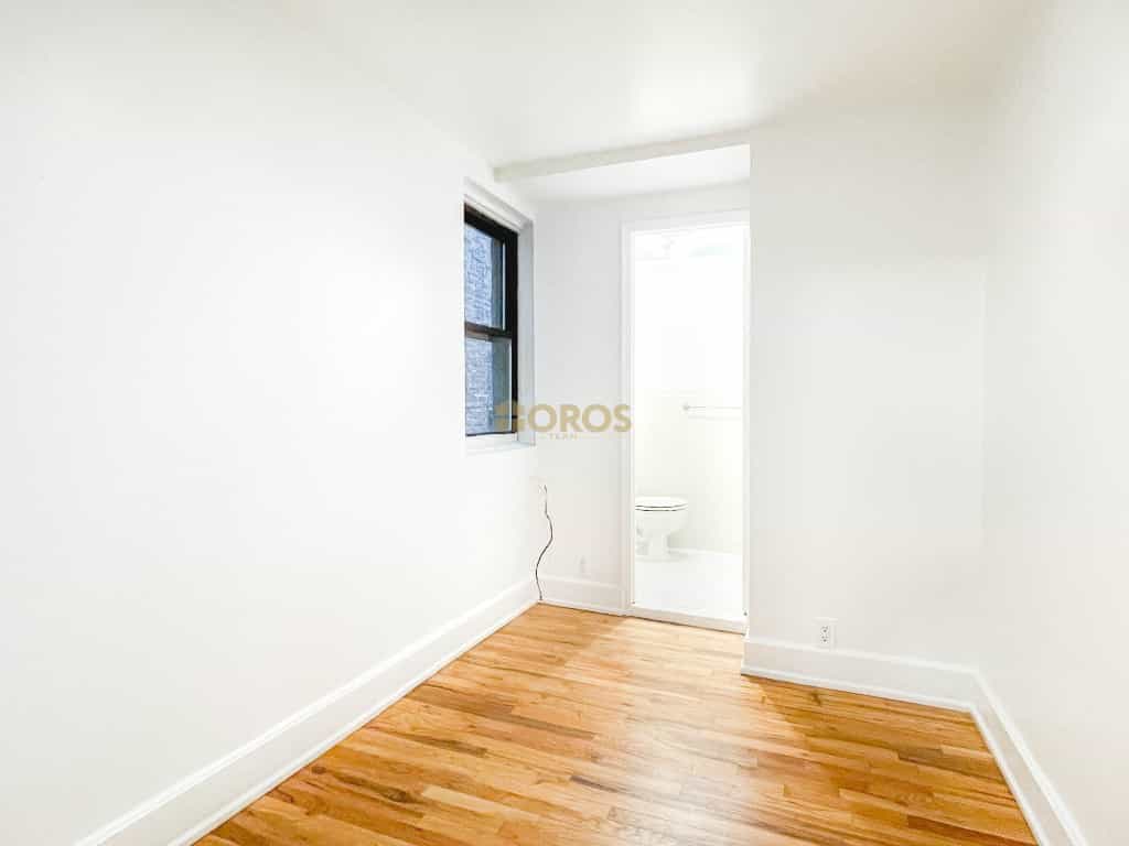 236 East 7 Street #4B, Manhattan, NY 10009 5