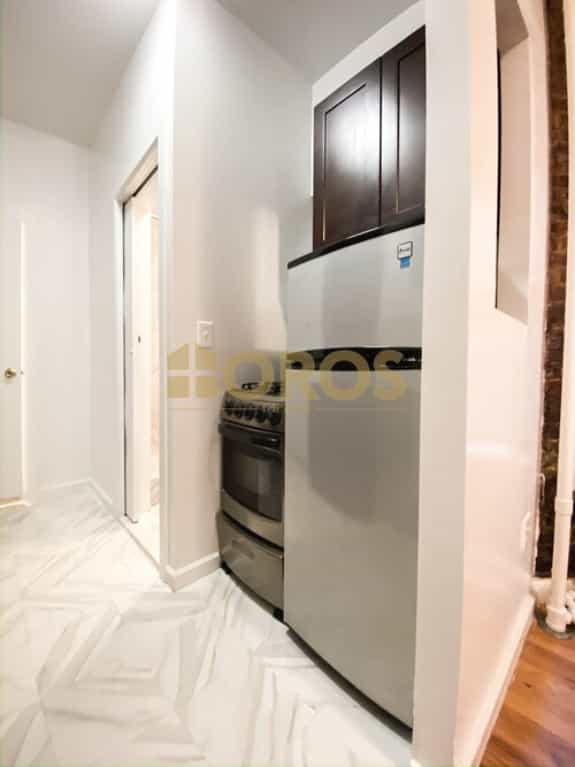 213 East 10 Street #16, Manhattan, NY 10003 5