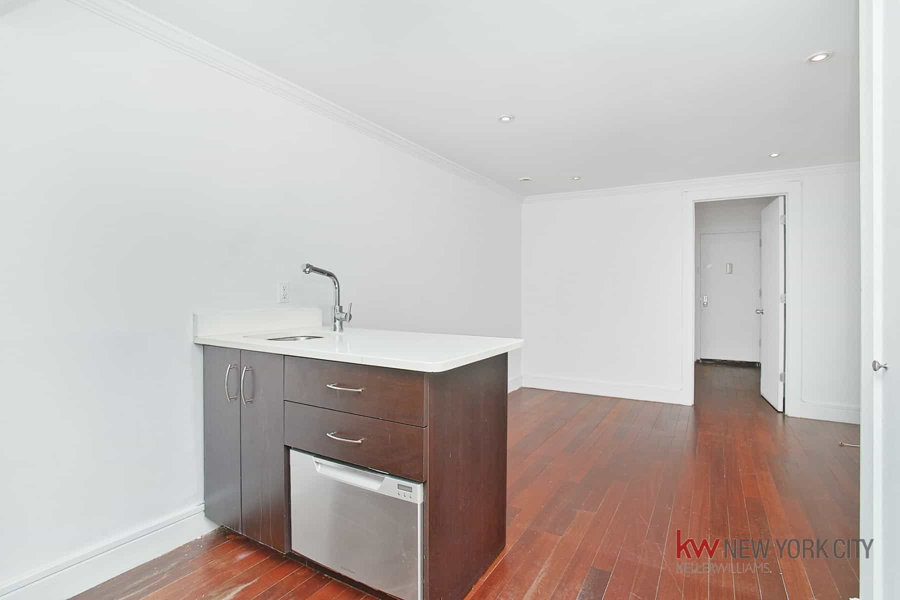 118 East 4 Street #2, Manhattan, NY 10003 4