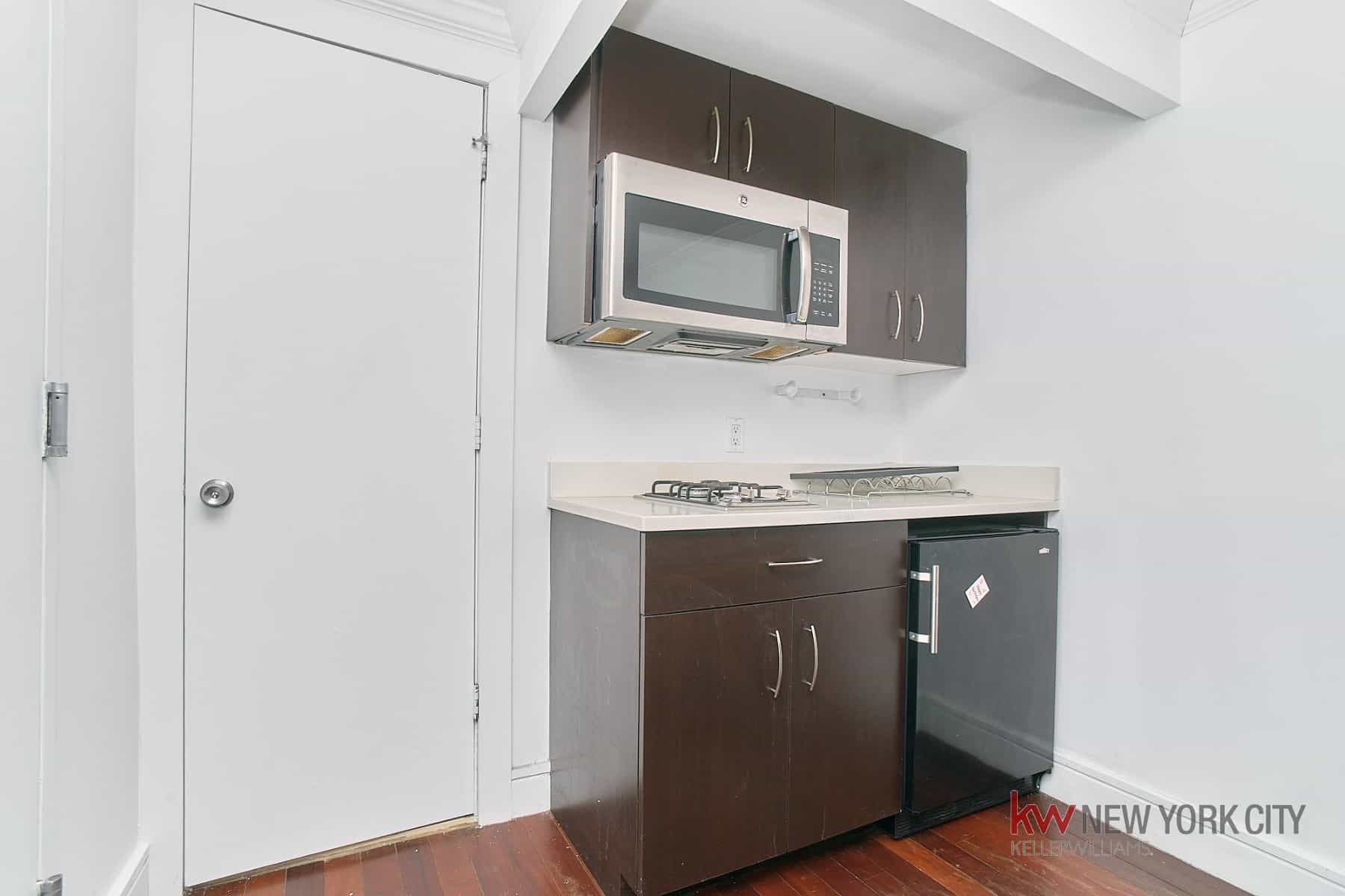 118 East 4 Street #2, Manhattan, NY 10003 2