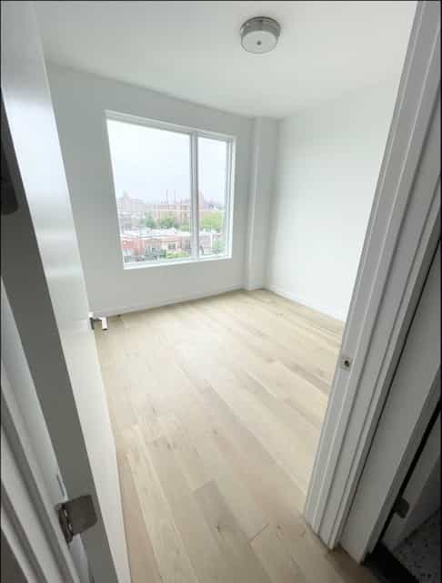 698 Empire Boulevard #204, Brooklyn, NY 11203 2