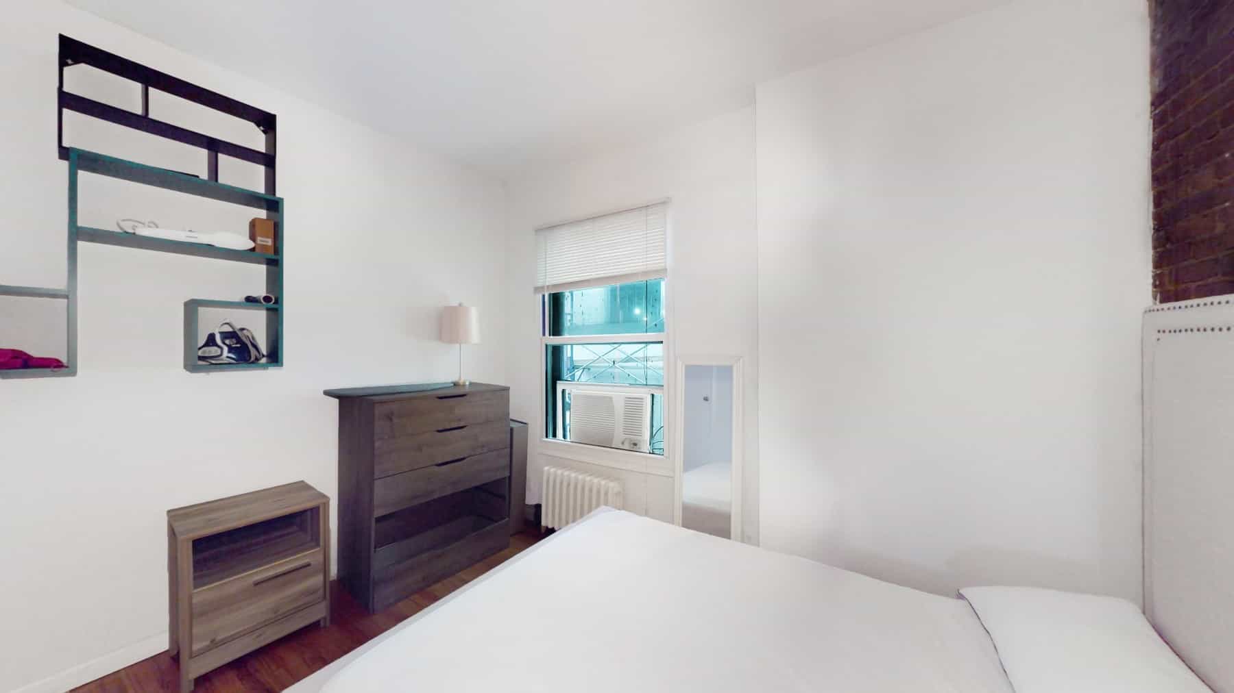 739 9 Avenue #12, Manhattan, NY 10019 4