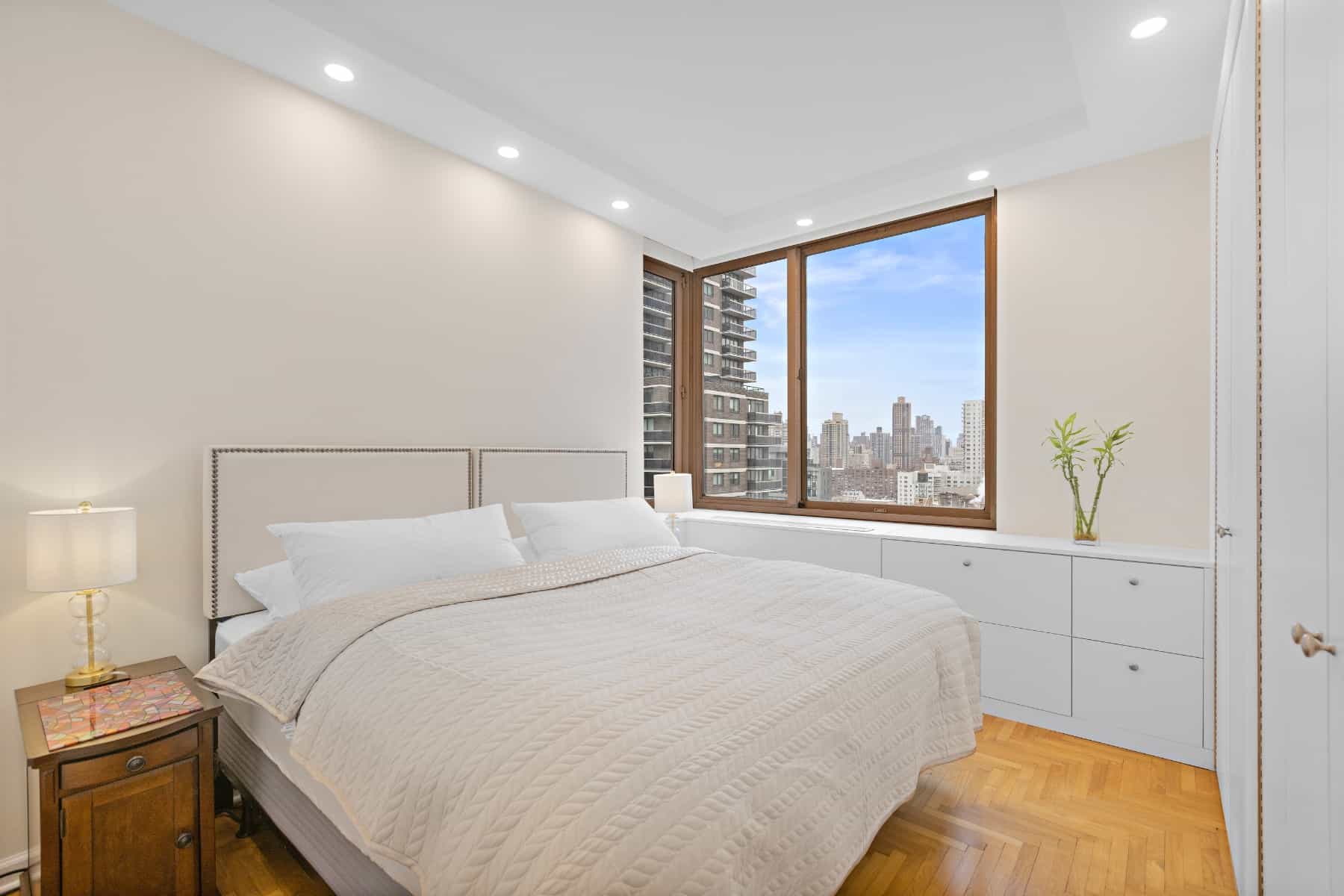 524 East 72 Street #24F, Manhattan, NY 10021 3