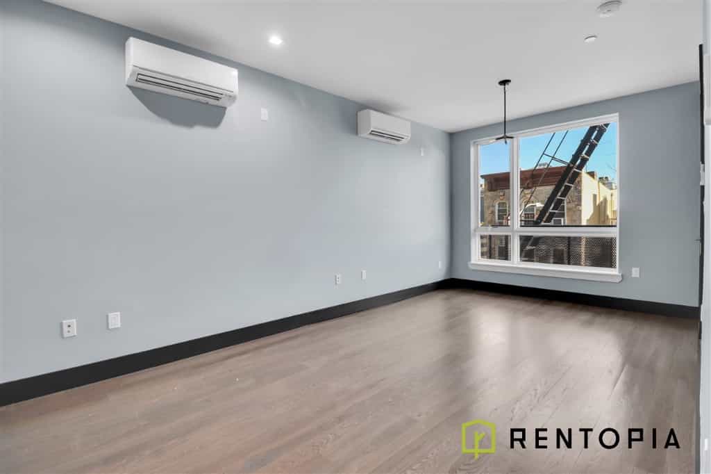 540 Driggs Avenue #3B, Brooklyn, NY 11211 3