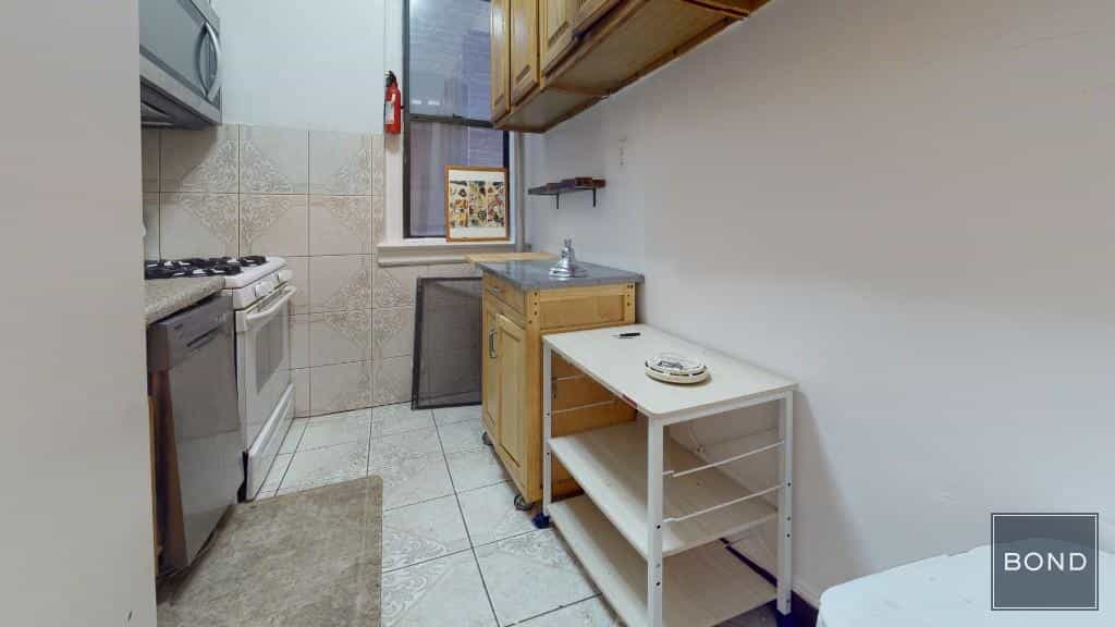 215 West 80 Street #B2, Manhattan, NY 10024 5