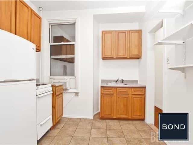 10 St Marks Place #5D, Manhattan, NY 10003 5