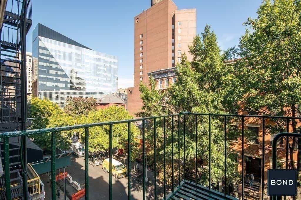 10 St Marks Place #5D, Manhattan, NY 10003 2