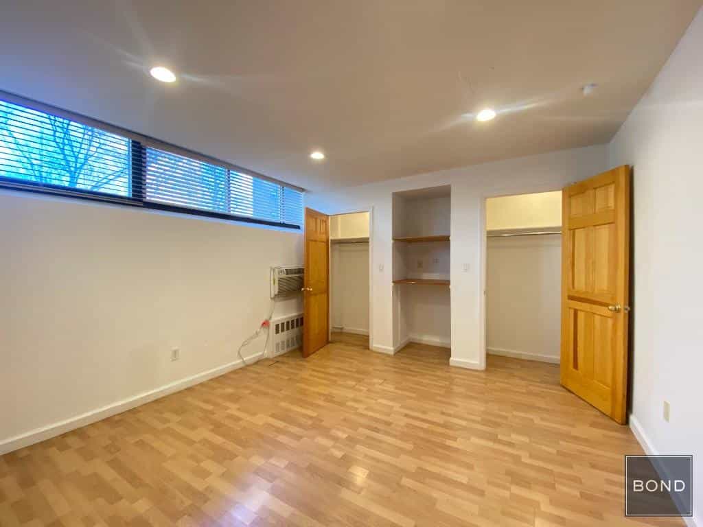 33-66 21 Street #1L, Queens, NY 11106 5