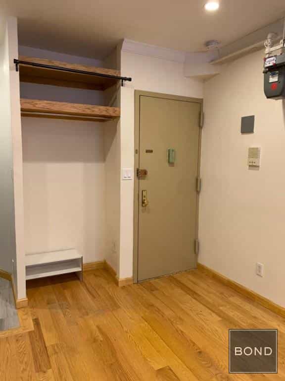 154 Orchard Street #4, Manhattan, NY 10002 4