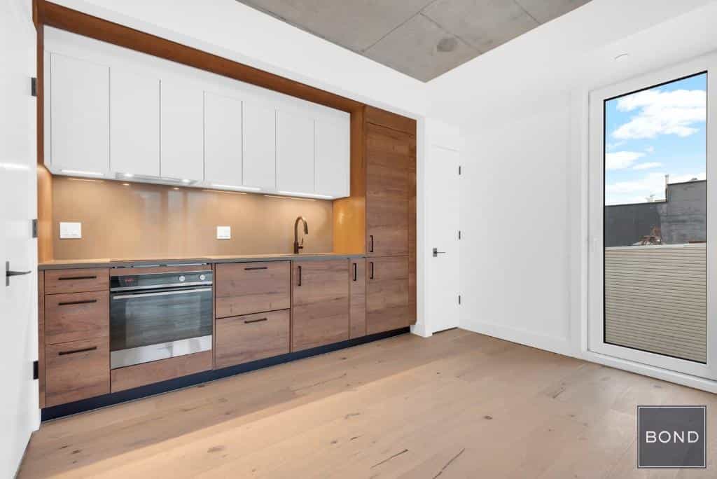 165 Huron Street #4A, Brooklyn, NY 11222 3