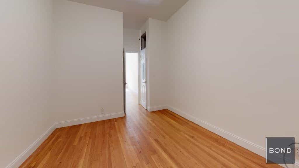 302 East 90 Street #2C, Manhattan, NY 10128 3