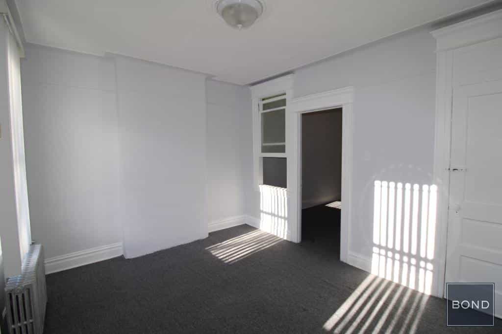 611 Fairview Avenue #3L, Queens, NY 11385 5