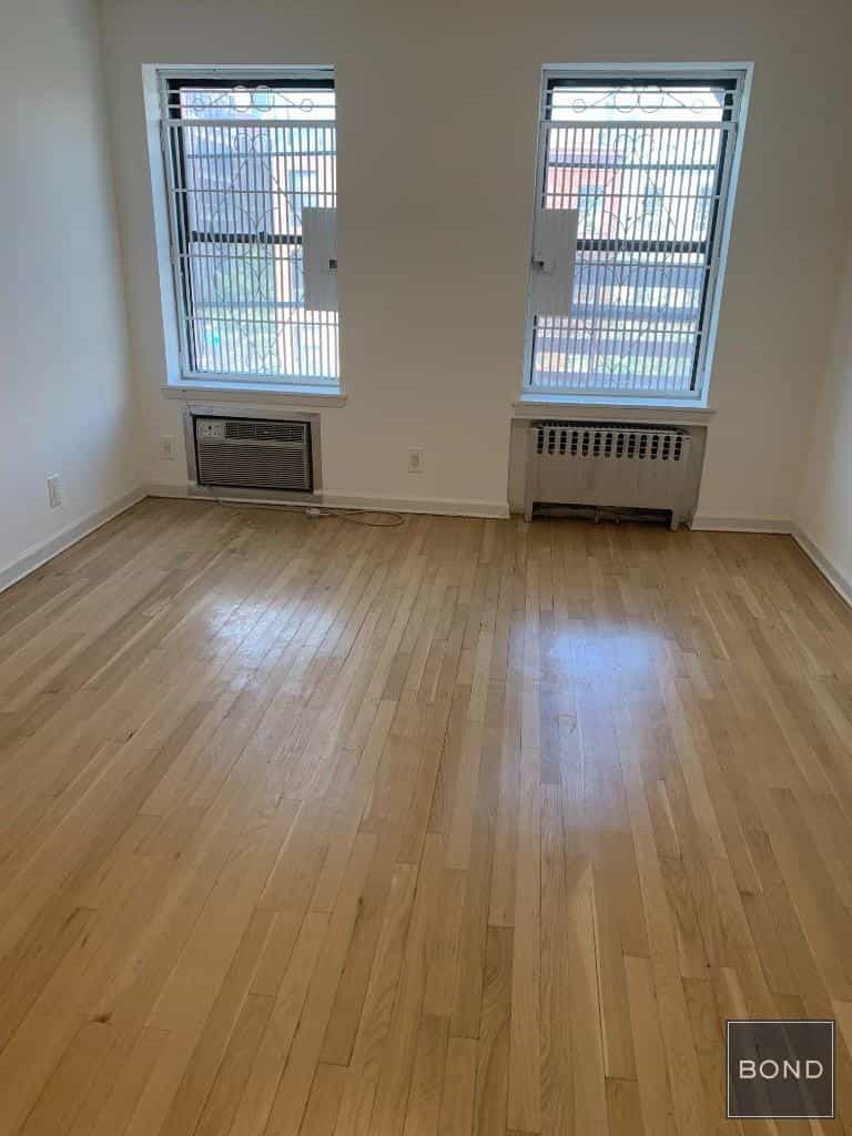 220 1 Avenue #8, Manhattan, NY 10009 5