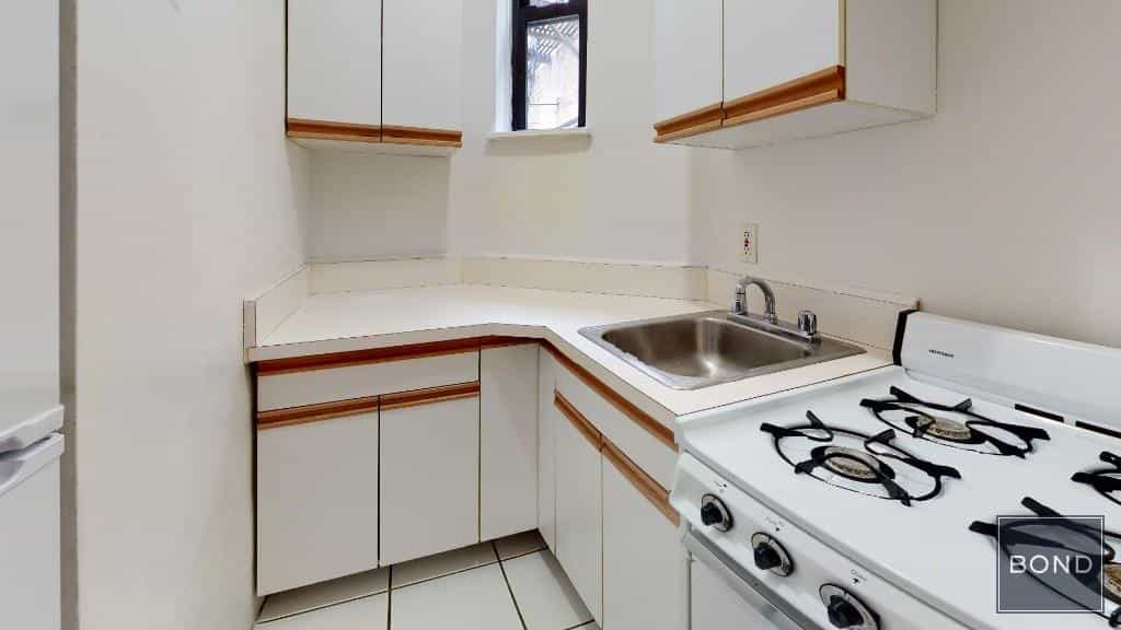 350 East 76 Street #3C, Manhattan, NY 10021 5