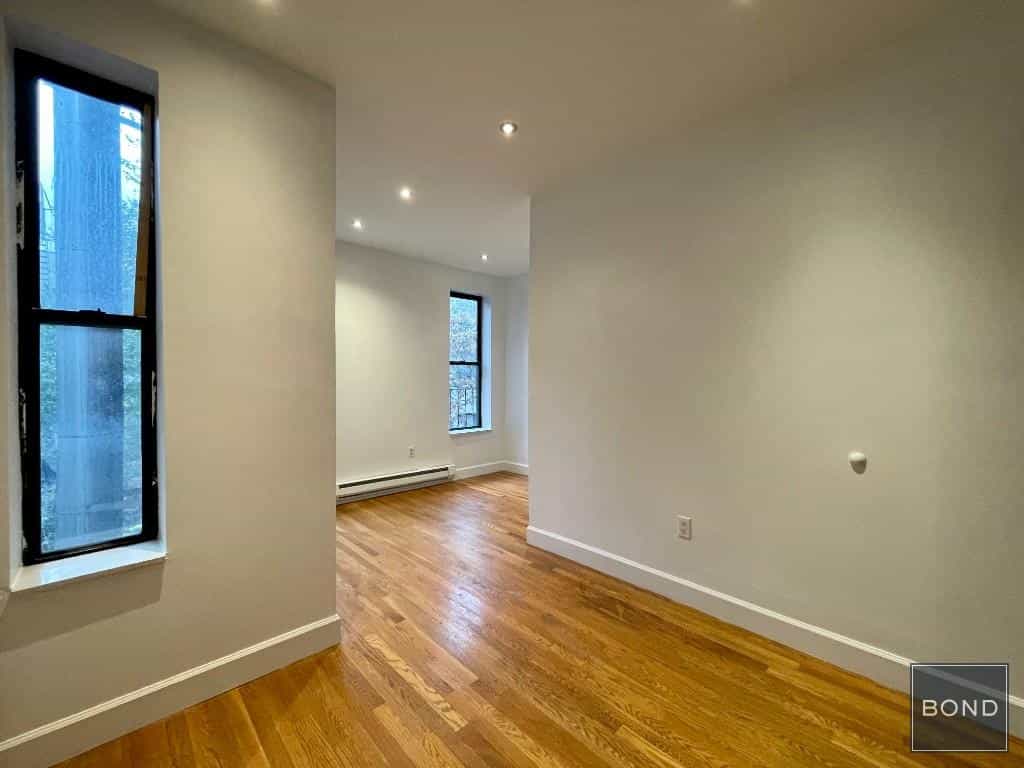 302 West 114 Street #4B, Manhattan, NY 10026 4