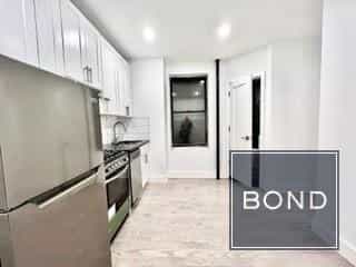 212 East 82 Street #7, Manhattan, NY 10028 3