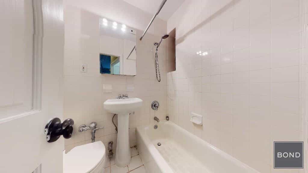 304 East 90 Street #1C, Manhattan, NY 10128 4