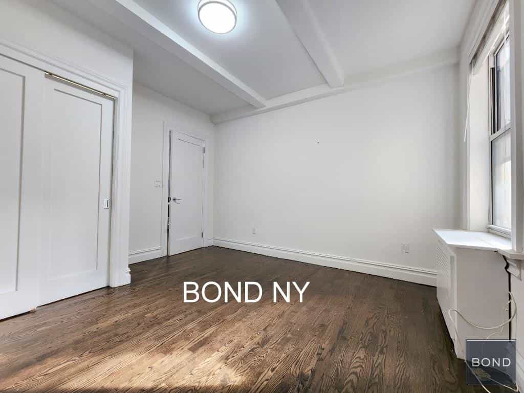 156 East 37 Street #1A, Manhattan, NY 10016 2