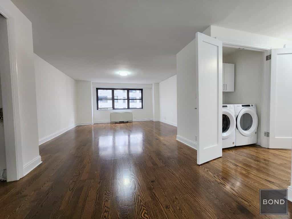 401 East 88 Street #5P, Manhattan, NY 10128 2