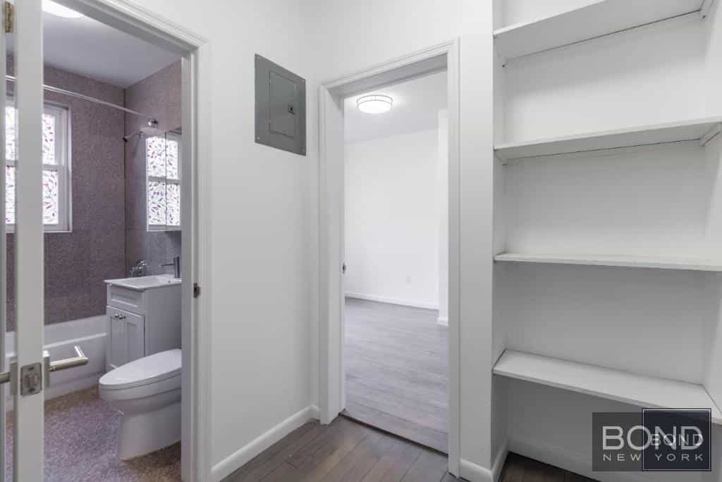 19-24 22 Drive #1A, Queens, NY 11105 5