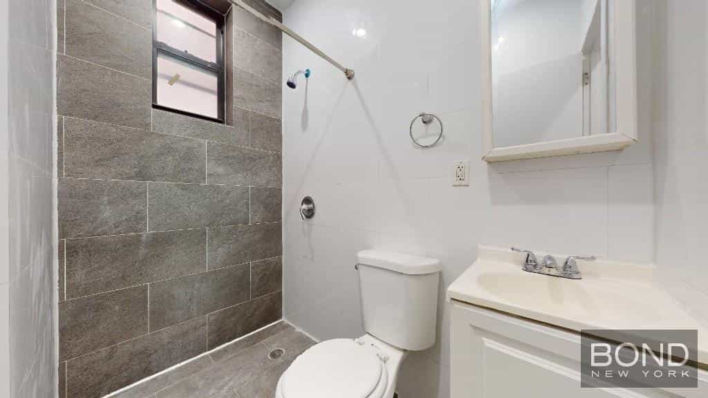 2485 Elm Place #3A, Bronx, NY 10458 4