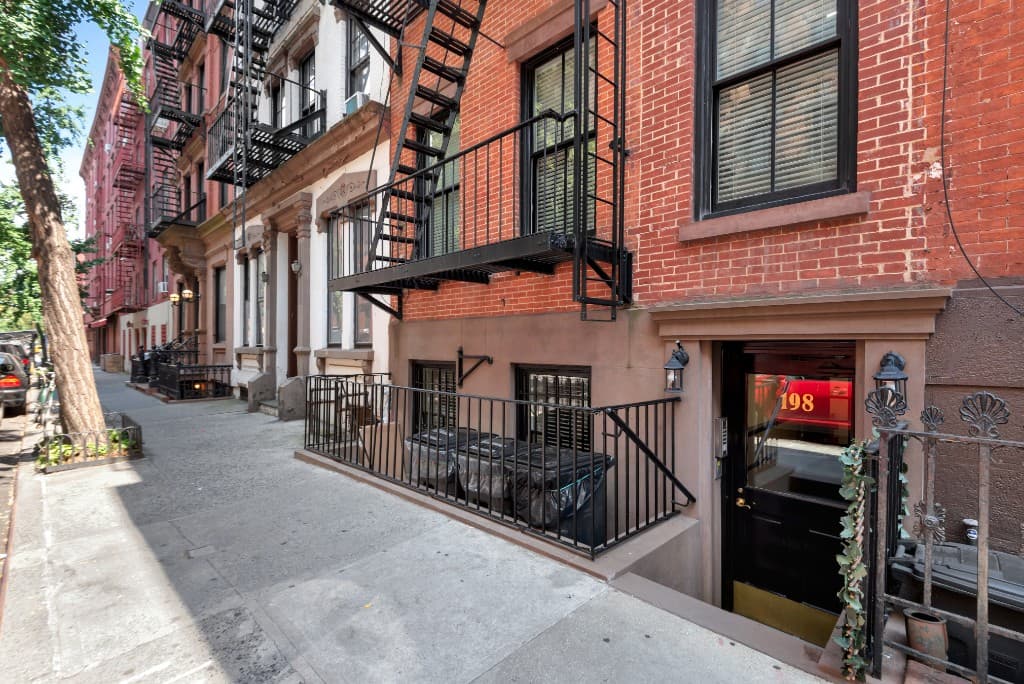 198 West 10 Street #6, Manhattan, NY 10014 - Image 12