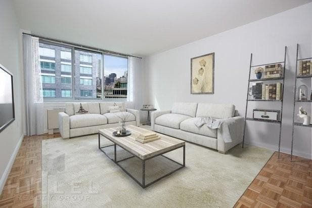 47-5 Center Boulevard #624, Queens, NY 11109 - Image 1