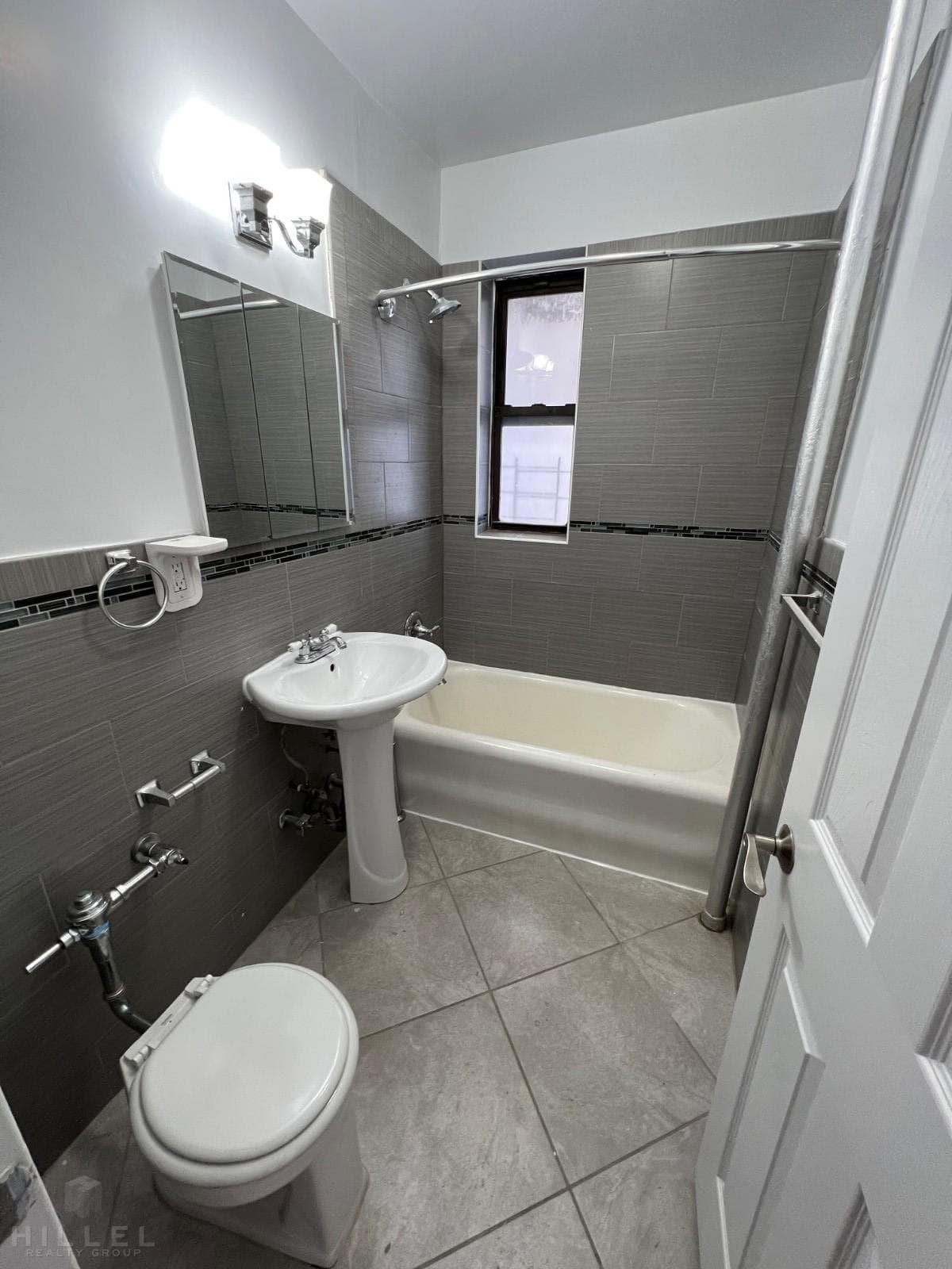 93-23 218 Street #10A, Queens, NY 11428 10