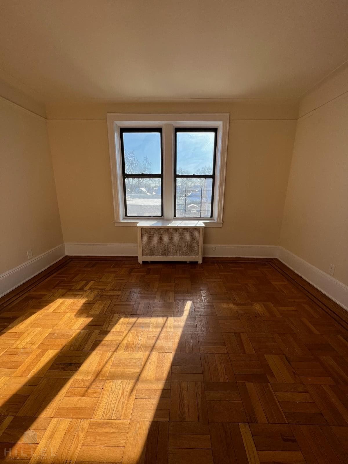 93-23 218 Street #6B, Queens, NY 11428 5