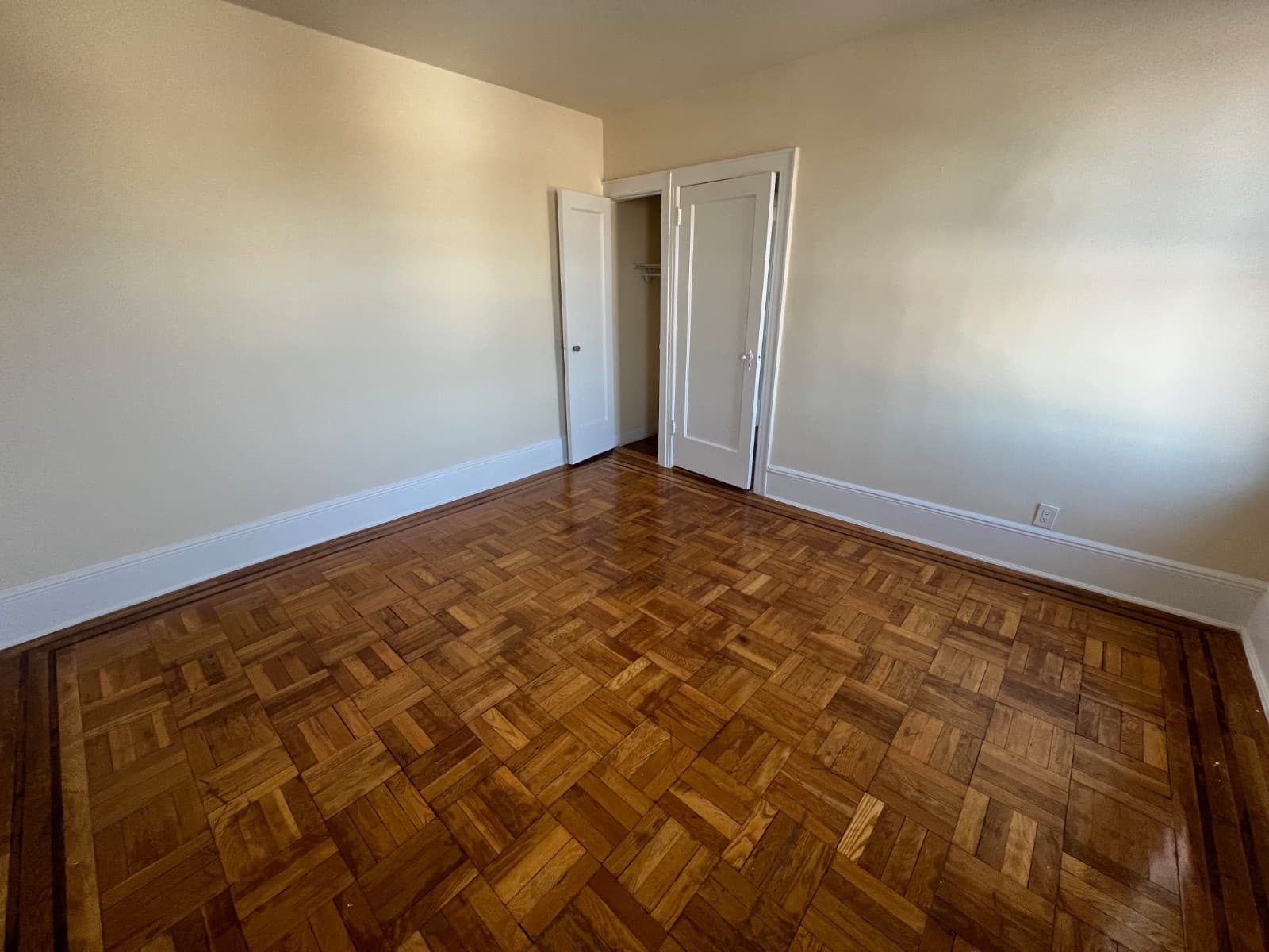 93-23 218 Street #5B, Queens, NY 11428 12