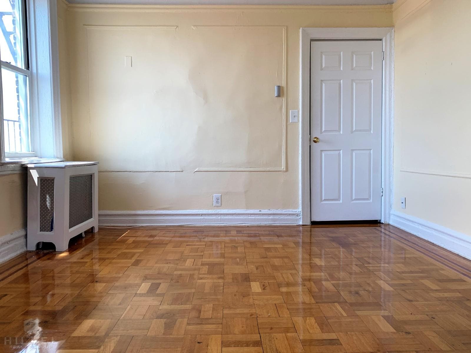 94-06 34 Road #A4, Queens, NY 11372 7