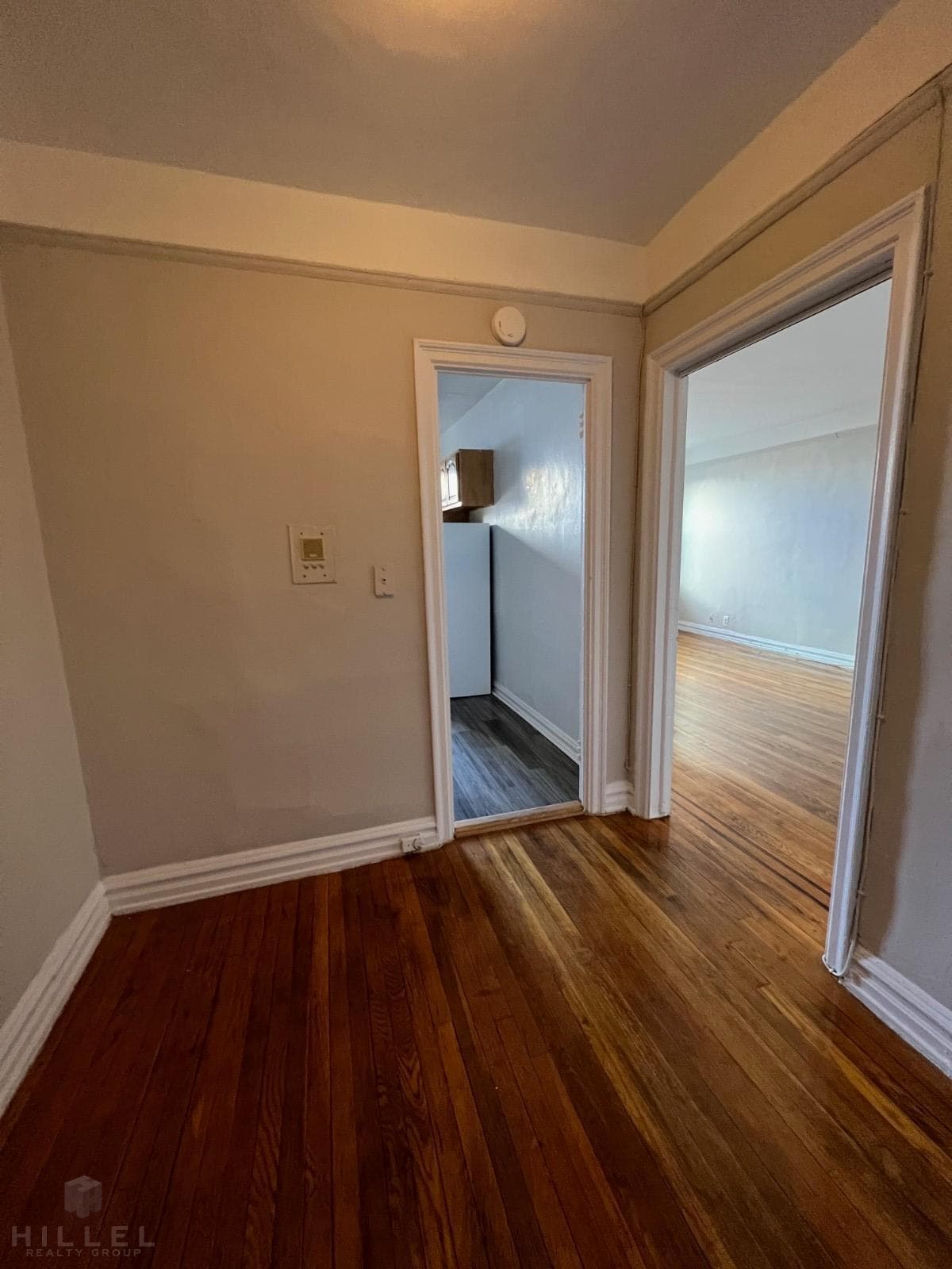 25-10 30 Road #B3, Queens, NY 11102 3