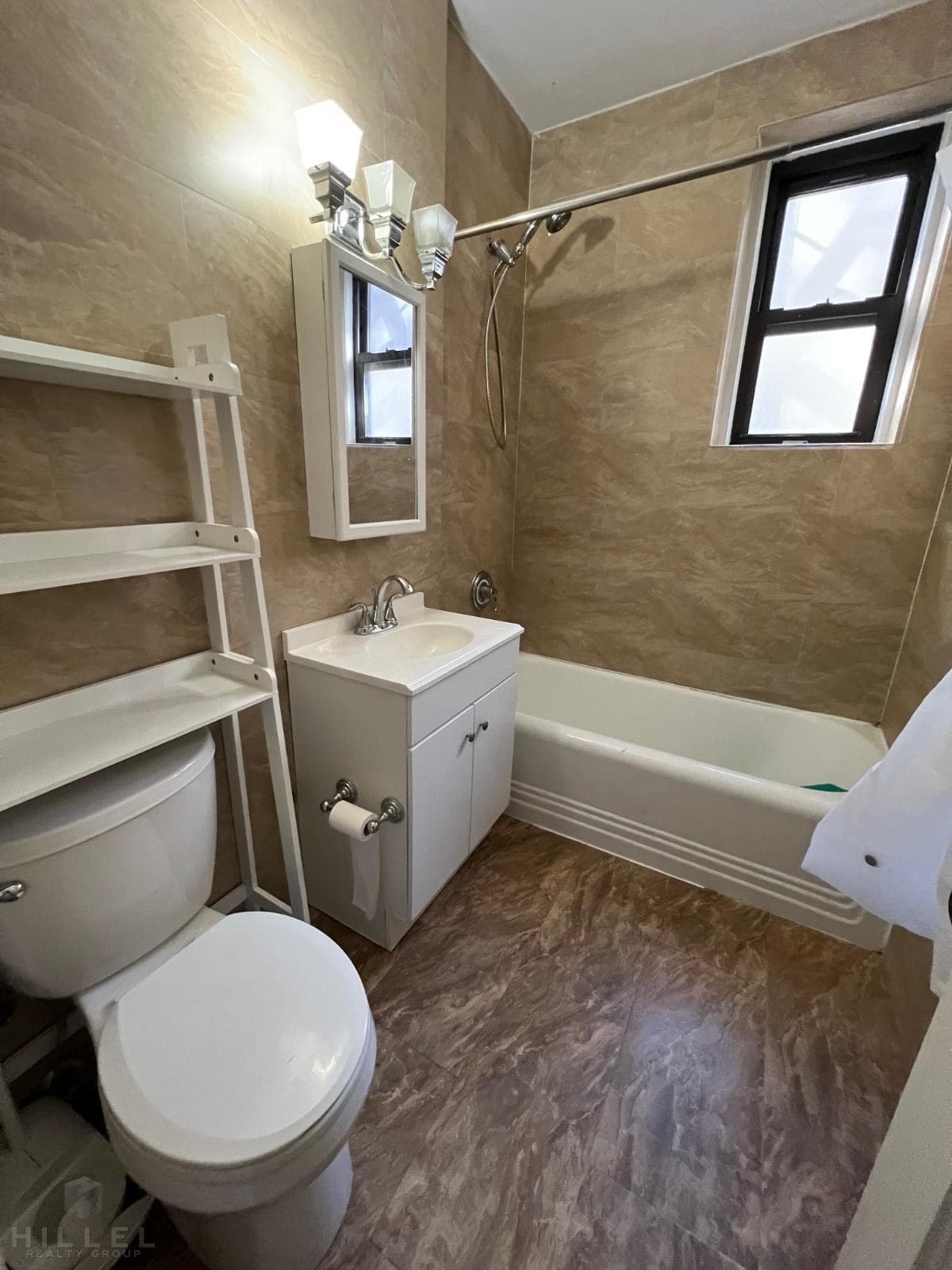 25-10 30 Road #D4, Queens, NY 11102 7