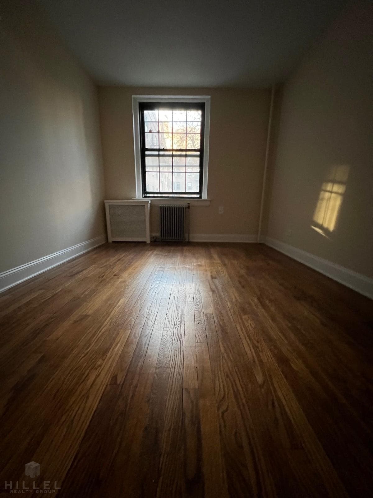 51-19 39 Avenue #23G, Queens, NY 11104 8