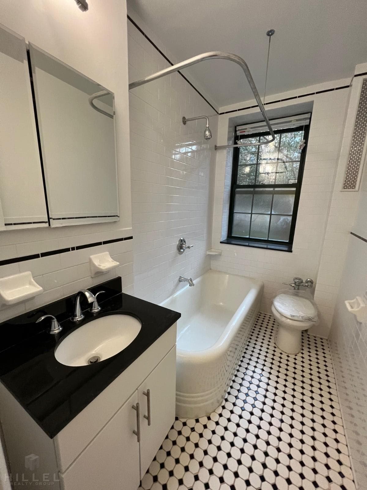 51-19 39 Avenue #11M, Queens, NY 11104 10