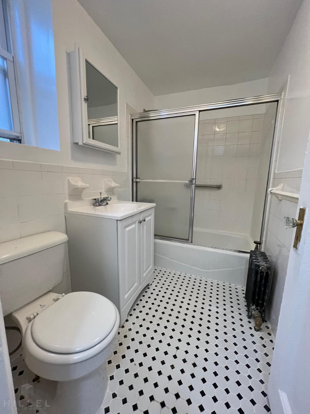 36-40 Bowne Street #P6, Queens, NY 11354 12