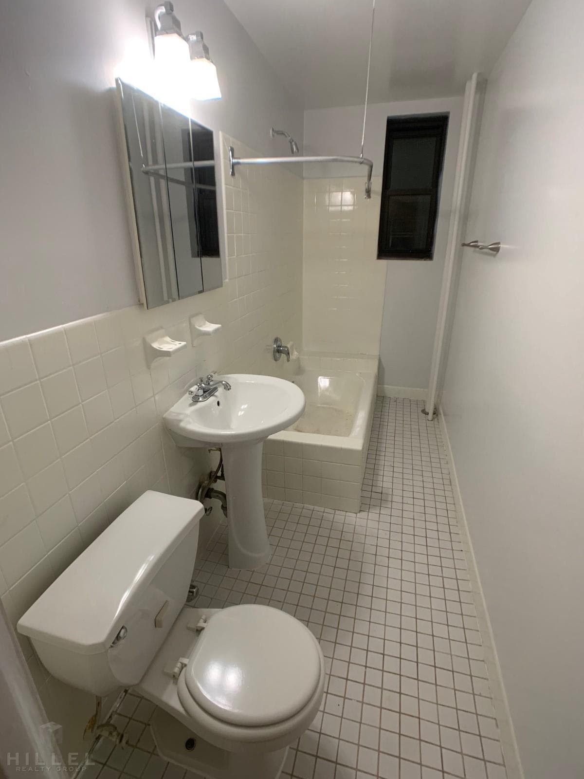 36-14 165 Street #AN4, Queens, NY 11358 10