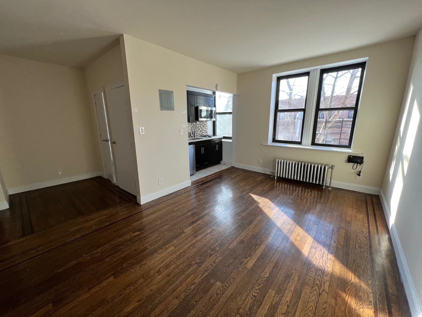 36-14 165 Street #HS2, Queens, NY 11358 9