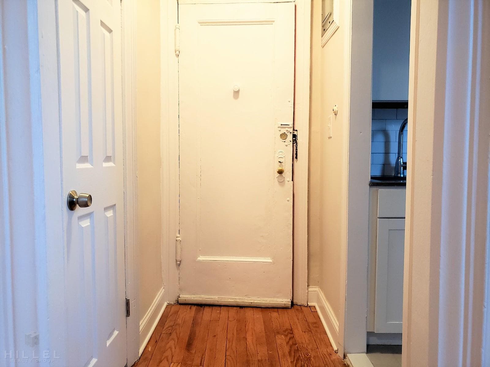 31-49 29 Street #D7, Queens, NY 11106 2