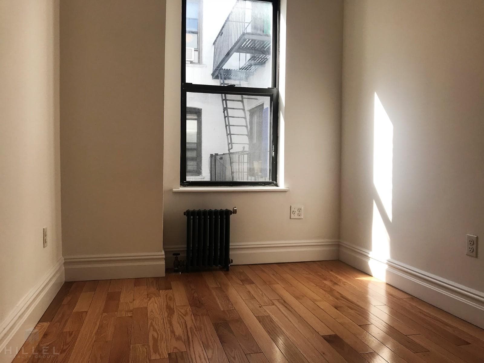 21-80 38 Street #4D5, Queens, NY 11105 - Image 8