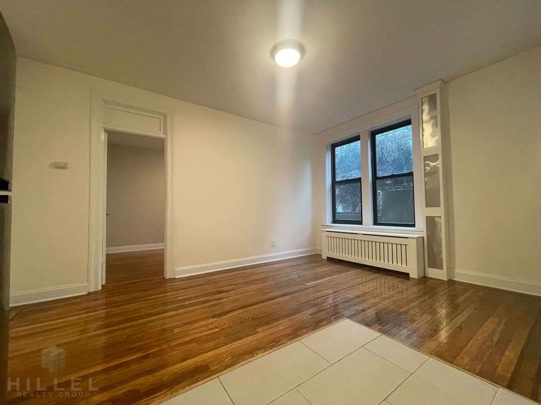 25-21 31 Avenue #D14, Queens, NY 11102 6