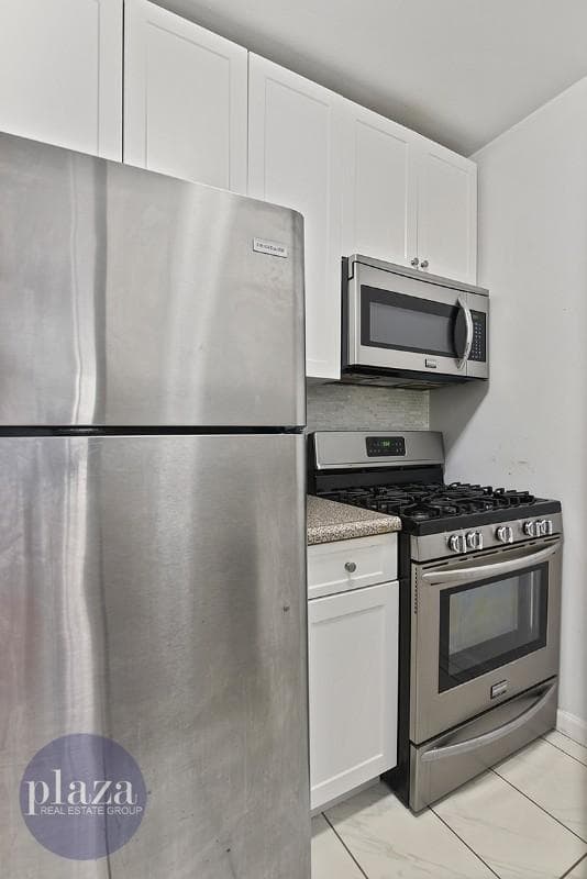 220 East 65 Street #12K, Manhattan, NY 10065 5