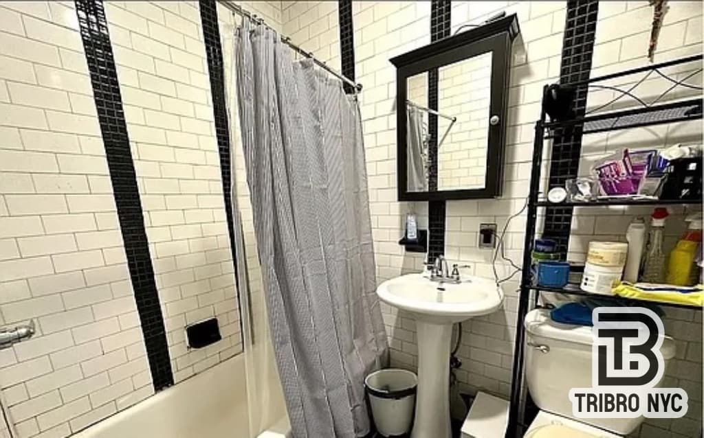 166 Harman Street #3F, Brooklyn, NY 11221 - Image 3