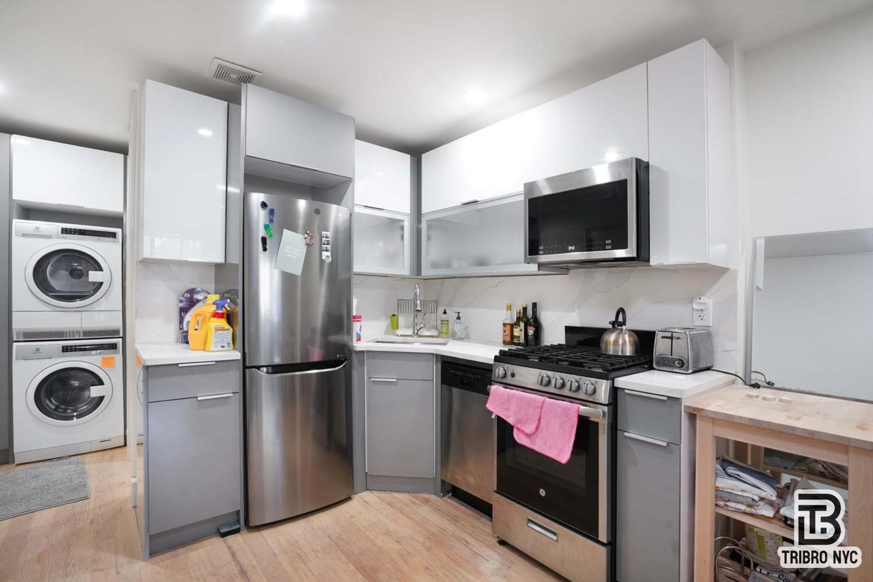 141 Meserole Avenue #3A, Brooklyn, NY 11222 17