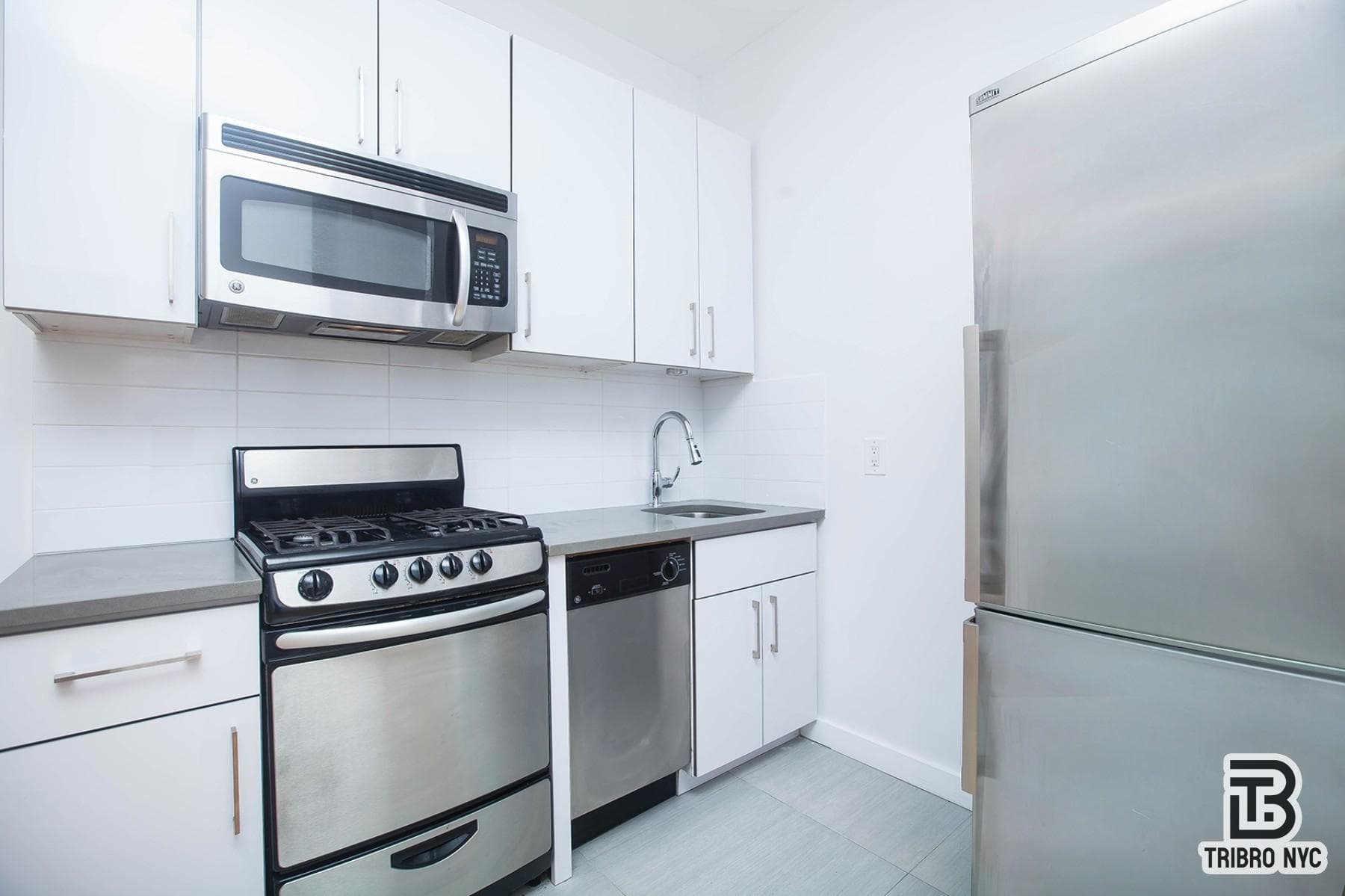 141 Meserole Avenue #2A, Brooklyn, NY 11222 19