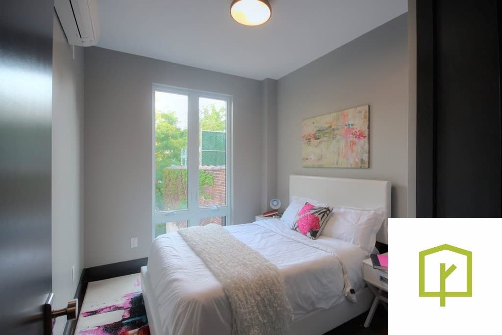 276 Nostrand Avenue #1B, Brooklyn, NY 11205 1