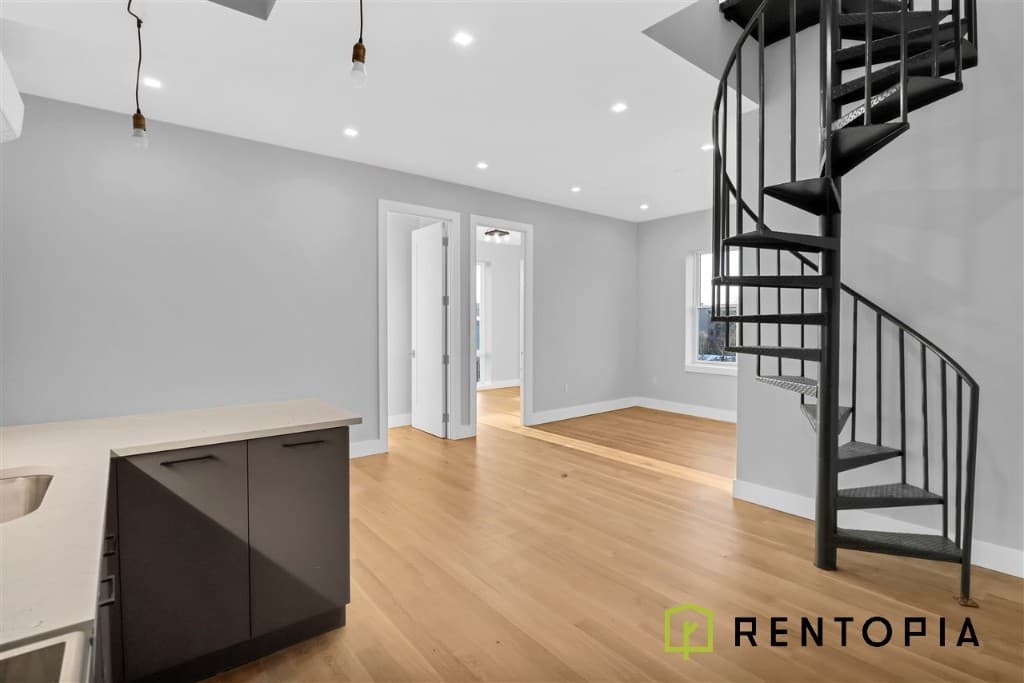 177 Palmetto Street #4A, Brooklyn, NY 11221 - Image 2